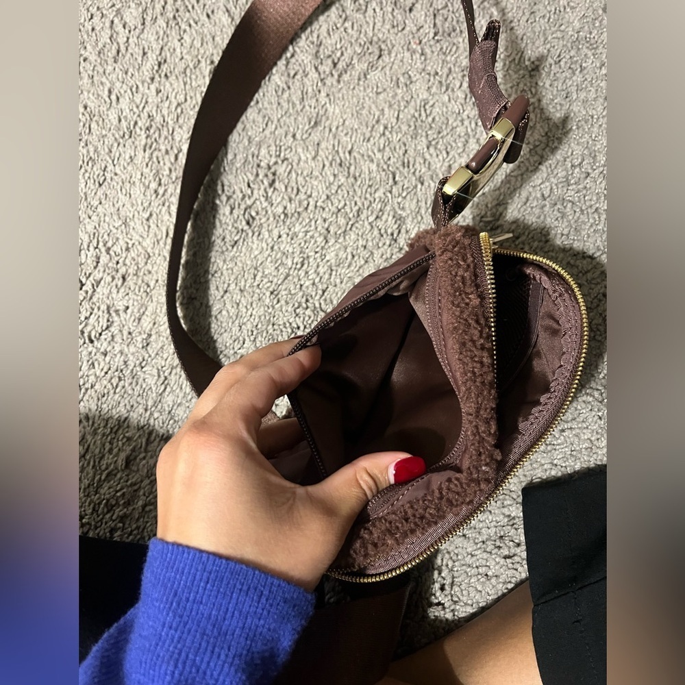 Lululemon Belt Bag - Picture 6 of 10